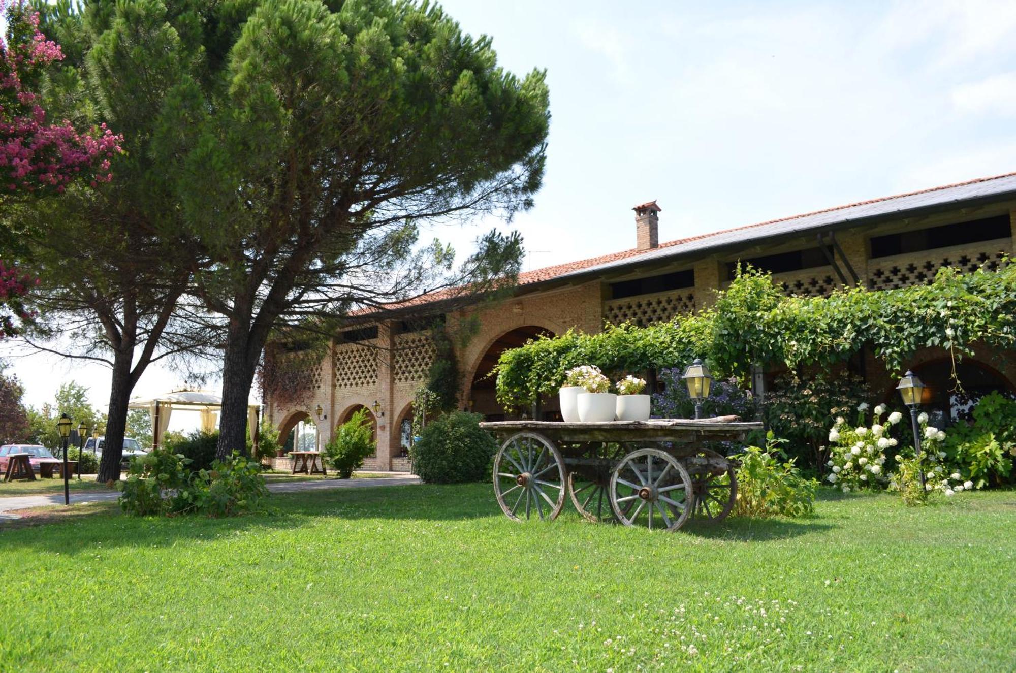 Agriturismo Isola Augusta Villa Palazzolo dello Stella Exterior photo